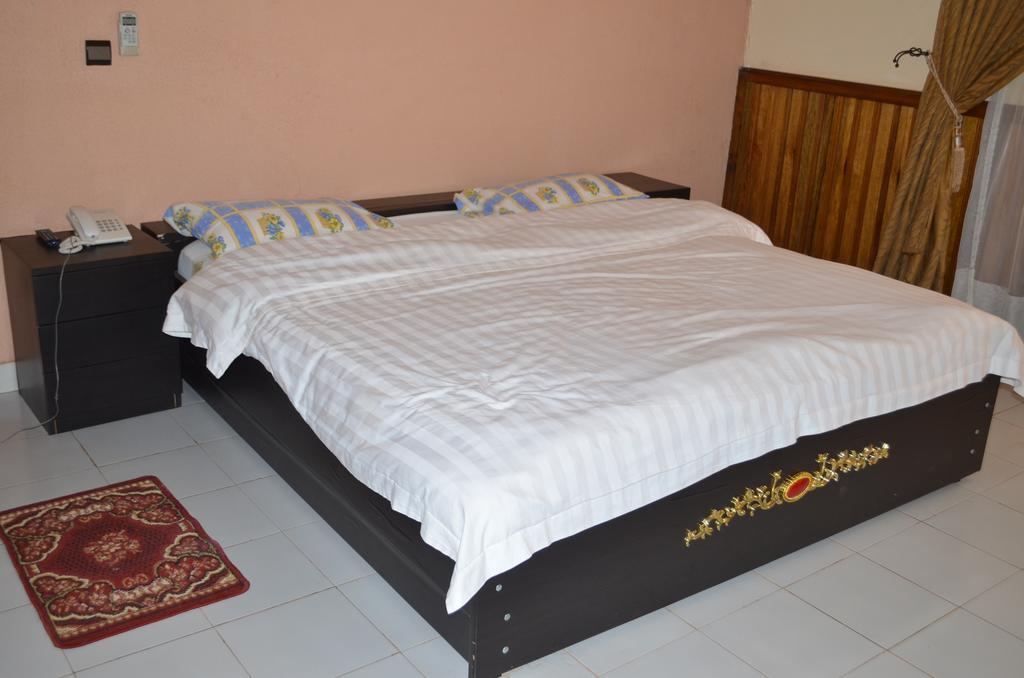 Ouaga Beach Hotel Ouagadougou Exteriér fotografie